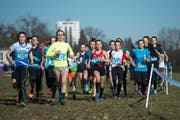 400 Läuferinnen und Läufer sorgten am 24. Februar 2019 beim Lozärner Cross für einen Teilnehmerrekord. (Bild Dominik Wunderli)