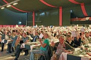 Heinrich Spoerry, Verwaltungsratspräsident der SFS Group, begrüsste an der Generalversammlung 971 Stimmberechtigte. (Bild: Bilder: Kurt Latzer)