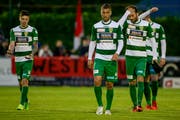Zuletzt enttäuschten die Krienser (von links): Marijan Urtic, Albin Sadrijaj, Daniel Fanger und Jan Elvedi. (Bild: Marc Schumacher/Freshfocus (Rapperswil, 3. Mai 2019)