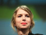 Chelsea Manning - die vor ihrer geschlechtsangleichenden Operation als Mann lebte und mit Vornamen Bradley hiess - hatte im Irak-Krieg als Computerexperte für die US-Streitkräfte gearbeitet und grosse Datenmengen geheimen Materials an Wikileaks weitergeleitet. (Bild: KEYSTONE/AP/MARKUS SCHREIBER)