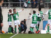 Der FC St. Gallen feiert gegen Sion einen wichtigen Sieg (Bild: KEYSTONE/EDDY RISCH)