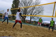 Beachvolleyballspiel mit Joshua Howatson, Matevz Kamnik, Luca Müller und Tinko Schnegg (Bild: Markus Bösch)