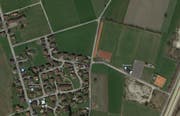 Der Sportplatz in Rüthi war das Ziel. Angekommen sind die beiden Fussballspieler wegen eines Tippfehlers in Rüti Zürich. (Screenshot: Google Maps)