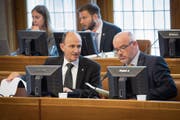 Für die Regierungsräte Matthias Weishaupt und Köbi Frei ist es am Dienstag die letzte Kantonsratsdebatte in ihrer Amtszeit. (Bild: Ralph Ribi (8. Mai 2017))