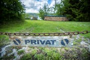 Betreten verboten: Ein griffiges Mittel, um den Seeanstoss der Öffentlichkeit zugänglich zu machen, fehlt im Thurgau. (Bild: Reto Martin)