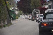 Ab der Steigrüti stockt der Verkehr, bis man das Städtli hinter sich gelassen hat. (Bild: Ruben Schönenberger)