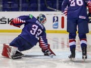 Kein Goalie an dieser WM hatte mehr zu tun als Grossbritanniens Ben Bowns, der in der Champions League schon den HC Davos und den SC Bern zur Verzweiflung brachte (Bild: KEYSTONE/EPA/MARTIN DIVISEK)
