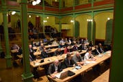 Rund 30 Stunden pro Jahr dauern die Sitzungen des Stadtparlaments in der Tonhalle. (Bild: Nicola Ryser)