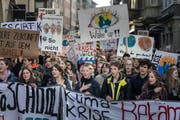 Kundgebung für griffige Massnahmen gegen den Klimawandel in der Stadt St.Gallen. (Bild: Michel Canonica - 15. Februar 2019)