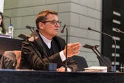 Sprach im Luzerner Kantonsratssaal über sexuellen Missbrauch in der Kirche: Felix Gmür, Bischof des Bistums Basel. (Bild: Roberto Conciatori, 15. Mai 2019)