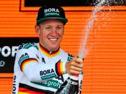 Der deutsche Meister Pascal Ackermann gewann in Terracina die 5. Etappe des Giro d'Italia (Bild: KEYSTONE/AP ANSA/ALESSANDRO DI MEO)