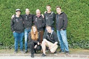 Viele zufriedene Gesichter: Die Gugga Moosfürz Azmoos freut sich über Zugänge und viele Aktivitäten in der kommenden Saison. (Bild: PD)