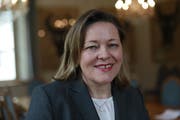 Urner Regierungsrätin Heidi Z'graggen, Justizdirektorin, beim Mediencafé