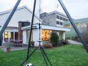 Fachpersonen der Sozialen Arbeit setzen sich für eine Nachfolgelösung des «Schlupfhuus» ein. (Bild: Hanspeter Schiess)