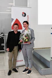 Aurelio Zaccari übernimmt das Präsidium von Monika Scherrer, die den Trägerverein der Jung-Unternehmer-Zentren während sechs Jahren geleitet hat. (Bild: Ramona Riedener)