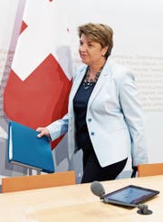 Verteidigungsministerin Viola Amherd vor der gestrigen Medienkonferenz. (Bild: Peter Schneider/Keystone)