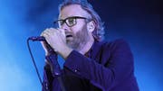 Noch immer stecken in Matt Berningers (hier bei einem Auftritt am Paleo Festival 2014) Texten wunderschöne Sätze. (Bild: Keystone)