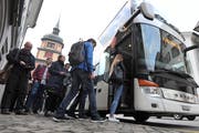 Der Tellbus zwischen Altdorf und Luzern bleibt eine echte Erfolgsgeschichte. (Bild: Urs Hanhart (Altdorf, 23. September 2016))