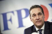 In der Bredouille: Österreichs FPÖ-Chef Heinz-Christian Strache. (Bild: Lisi Niesner/Keystone, Wien, 28. Februar 2017)
