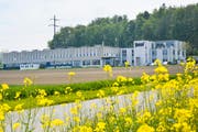 Der Sitz der Jossi Holding AG am Dorfrand von Islikon. (Bild: Donato Caspari)