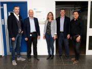 Einblick in die Baustelle erhalten: (von links) René Berli, Roland Rubin, Jeanette Mösli, Thomas Toldo und Niklaus Lippuner. (Bild: PD)