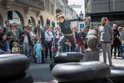 Choreografie am Bärenplatz: Eine Tänzerin zeigt ihr Können. (Bild: Ralph Ribi (5. Mai 2018))
