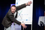 Man kennt ihn eher mürrisch. Auf der Chössi-Bühne konnte Daniel Ziegler aber durchaus auch lachen. (Bild: Sascha Erni)