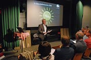 Ralph Böse, Geschäftsführer der Appenzeller Schaukäserei, präsentiert den Geschäftsbericht 2018. (Bild: Karin Erni)