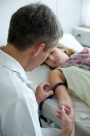Im Jahr 2018 gingen die stationären Fälle am Spital Appenzell um 8 Prozent zurück. (Bild: Ralph Ribi)