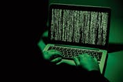 Mit Staatstrojanern können Ermittler sich in Computer oder Smartphones von Verdächtigen einschleichen. (Bild: Sacha Steinbach/EPA)