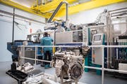Eine Bühler-Druckgussanlage im Cubic. Vorne links eine Batteriewanne für den neuen Audi e-tron. (Bilder: Urs Bucher / Uzwil, 22. Mai 2019)