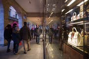Gucci wird im Tessin dereinst nurmehr noch in den Verkaufsläden präsent sein. (Bild: Pablo Gianinazzi/Keystone, Lugano, 8. Dezember 2017)