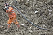 Kantone Sozialpartner kontrollieren jedes Jahr die Löhne von Zehntausenden Betrieben. (Bild: Keystone)