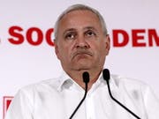 Liviu Dragnea muss ins Gefängnis: Ein Berufungsgericht in Rumänien hat die Haftstrafe für den umstrittenen Parteichef der regierenden Sozialdemokraten in einer Scheinbeschäftigungsaffäre bestätigt. (Bild: KEYSTONE/EPA/ROBERT GHEMENT)