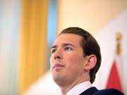 Die «Ibiza-Affäre» kostet nun auch ihn das Amt: Das österreichische Parlament hat Bundeskanzler Sebastian Kurz das Vertrauen entzogen. Es wird Neuwahlen geben. (Bild: KEYSTONE/EPA/ALEX HALADA)