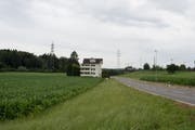 Ein Halbanschluss soll von der Buonaserstrasse gebaut werden. Bild: Maria Schmid (Buonas, 03. Juli 2018)