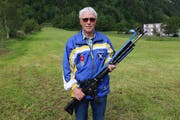 Bernhard Gisler gewann das diesjährige Feldschiessen mit 71 Punkten (Bild: Paul Gwerder)