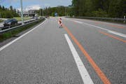 Zwei Personen verletzten sich bei der Auffahrkollision. (Bild: Kapo)