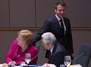 Die deutsche Bundeskanzlerin Angela Merkel, der französische Präsident Emmanuel Macron und der portugiesische Premierminister Antonio Costa am Dienstag in Brüssel.Bild: Yves Herman/EPA (Brüssel, 28. Mai 2019)