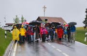 Auch 2018 starteten Gläubige aus dem Kanton Zug auf dem Raten für die letzte Etappe der Wallfahrt nach Einsiedeln. (Bild: Stefan Kaiser, 10. Mai 2018)