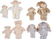 Vom Rückruf betroffen sind das Schwein Olma, der Hase Pino, das Hündchen Aiko und das Schaf Rosi - jeweils in der kleinen und grossen Ausführung. (Bild: Migros)