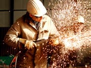 In der Industrie lief es auch schon besser. (Bild: KEYSTONE/AP dapd/ROBERTO PFEIL)