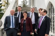 In der aktuellen Obwaldner Regierung politisieren zwei Juristen, nämlich Christian Schäli (oben links) und Daniel Wyler (oben rechts). Unten von links: Christoph Amstad, Maya Büchi und Josef Hess. (Bild: Izedin Arnautovic, Sarnen, 8. April 2018)