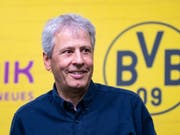 Viele Gründe, zufrieden zu sein: Lucien Favre blickt auf ein erfolgreiches erstes Jahr mit Borussia Dortmund zurück (Bild: KEYSTONE/DPA/GUIDO KIRCHNER)