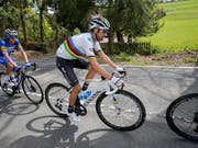 Weltmeister Alejandro Valverde muss auf die Teilnahme am Giro verzichten (Bild: KEYSTONE/EPA/JULIEN WARNAND)