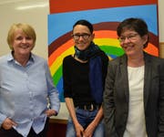 Gemeindeleiterin Anne Zorell, ihre Nachfolgerin Tanja Tribull und Kirchenpräsidentin Beatrice Niedermann. (Bild: Margrith Pfister-Kübler)