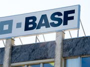 BASF-Betriebsgewinn bricht im ersten Quartal um fast ein Viertel ein. (Bild: KEYSTONE/MAXIME SCHMID)