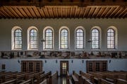 Innenansicht der Kirche St. Joseph in Perlen. Bild: Pius Amrein (22. August 2017)