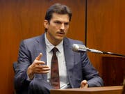 US-Schauspieler Ashton Kutcher bei seiner Aussage vor Gericht in Los Angeles. (Bild: KEYSTONE/AP Getty Images/FREDERICK M. BROWN/POOL PHOTO VIA AP)