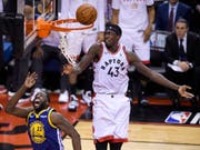 Pascal Siakam (Nummer 43) war im ersten Finalspiel der erfolgreichste Werfer der Raptors (Bild: KEYSTONE/AP The Canadian Press/NATHAN DENETTE)